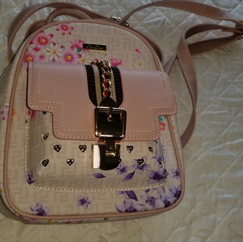Ren Dian Bag Backpack